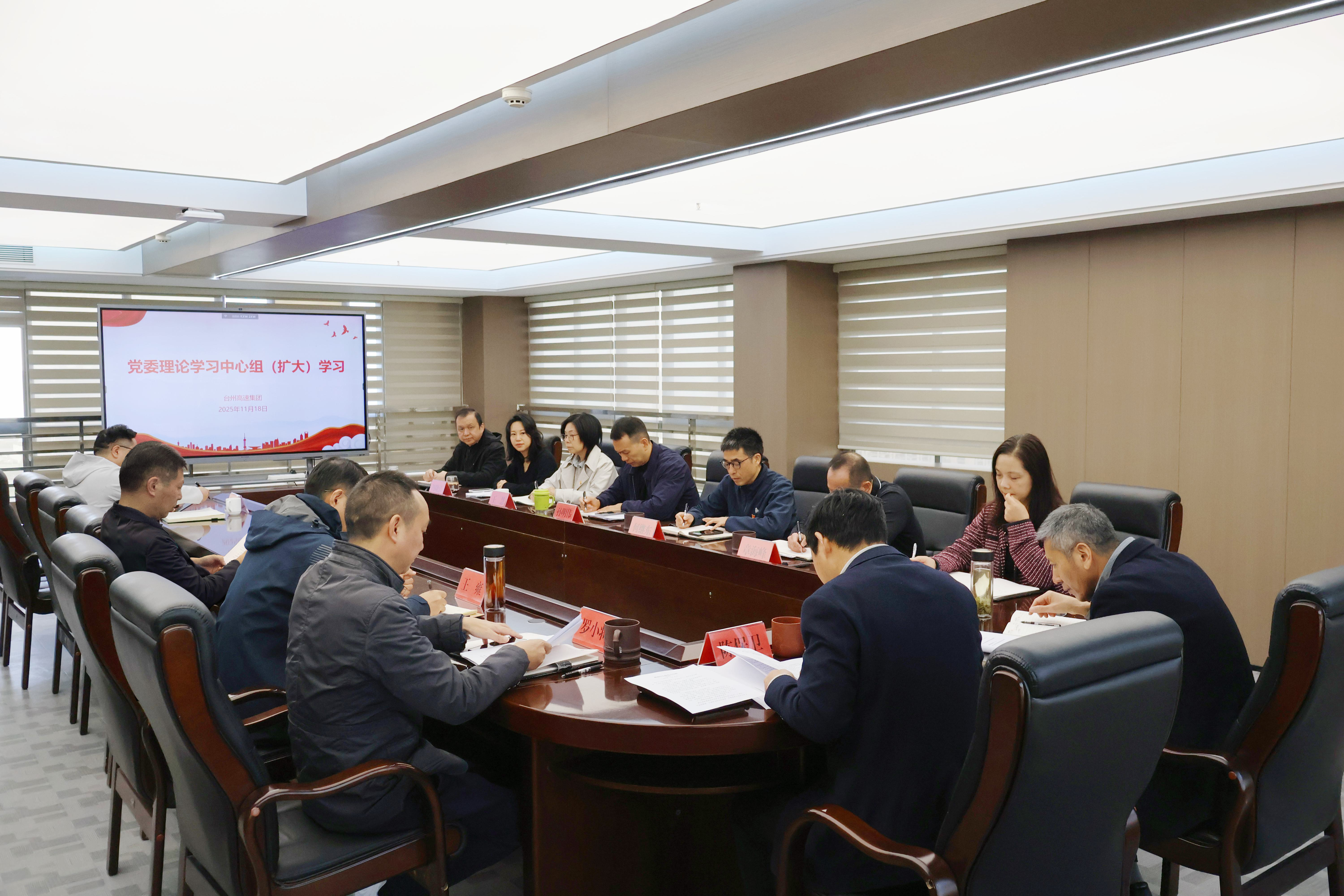 1764643083189747.jpg c111eb66eab47ef5ea8ad7151ef1b39.jpg